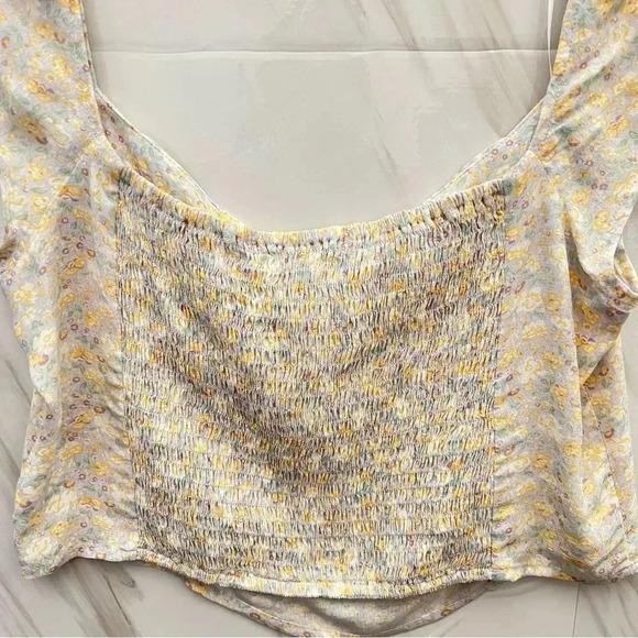 Elodie Floral Off Shoulder Top Size XL Cropped Back Smocked Blouse - Picture 3 of 8